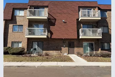 703 W Central Road #1C8, Mount Prospect, IL 60056 - Photo 1