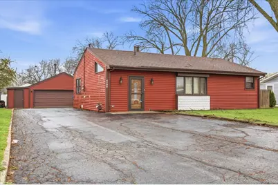 7817 W 98th Place, Hickory Hills, IL 60457 - Photo 1