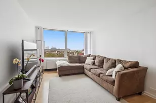 1455 N Sandburg Terrace, Chicago, IL 60610 - Photo 9