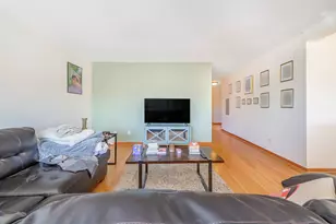 2033 Sherman Ave, Evanston, IL 60201 - Photo 5