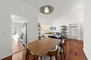 884 Quin Ct, Naperville, IL 60563 - Photo 11