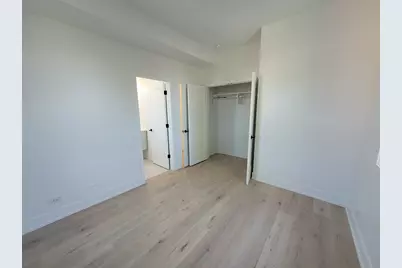 1334 W Bryn Mawr Avenue #3R, Chicago, IL 60660 - Photo 9