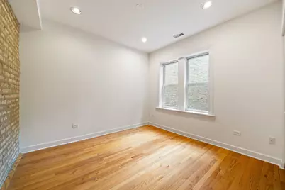 2533 W Berwyn Street #2, Chicago, IL 60625 - Photo 9