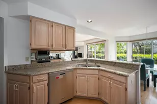 61 Caribou Crossing, Northbrook, IL 60062 - Photo 13