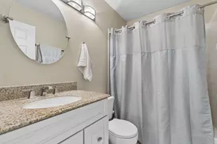 963 Tylerton Cir, Grayslake, IL 60030 - Photo 17