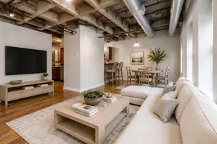 3150 N Sheffield Ave, Chicago, IL 60657 - Photo 5