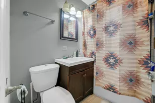 7222 S Rhodes Ave, Chicago, IL 60619 - Photo 19