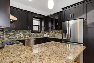 816 W Oakdale Ave, Chicago, IL 60657 - Photo 15