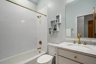 816 W Oakdale Ave, Chicago, IL 60657 - Photo 23