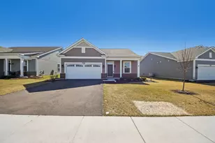 714 Alberta Ave, Oswego, IL 60543 - Photo 1