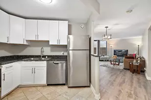 5320 N Sheridan Rd, Chicago, IL 60640 - Photo 11