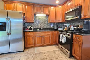 1339 Prince Dr, South Holland, IL 60473 - Photo 5