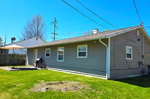 409 S Pleasant Ave, Centralia, IL 62801 - Photo 23