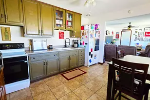 409 S Pleasant Ave, Centralia, IL 62801 - Photo 11