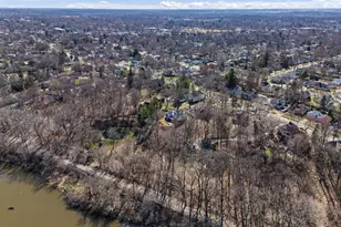 362 1/2 River Bluff Rd, Elgin, IL 60120 - Photo 39