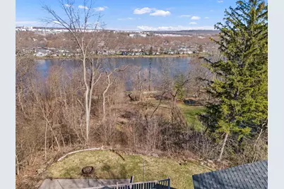 362 1/2 River Bluff Road, Elgin, IL 60120 - Photo 3