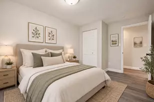 402 Lily Ln, Lakemoor, IL 60051 - Photo 23