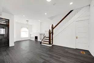 928 E 46th St, Chicago, IL 60653 - Photo 5