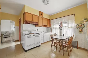 3810 Maple Ave, Brookfield, IL 60513 - Photo 9