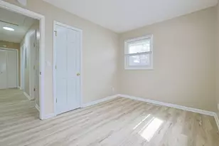 107 Georgine St, Crystal Lake, IL 60014 - Photo 17