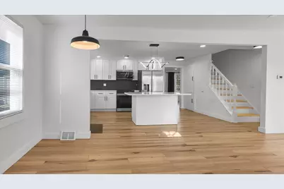 8738 Newland Avenue, Oak Lawn, IL 60453 - Photo 9