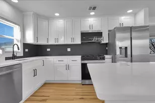 8738 Newland Ave, Oak Lawn, IL 60453 - Photo 7