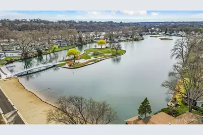 173 Northshore Road, Elgin, IL 60123 - Photo 5