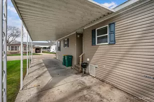 173 Northshore Rd, Elgin, IL 60123 - Photo 21