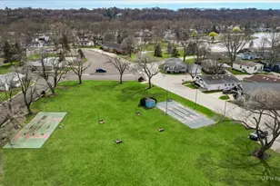 173 Northshore Rd, Elgin, IL 60123 - Photo 35