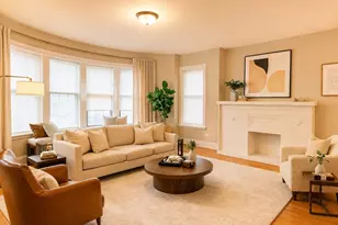 7823 S Cornell Ave, Chicago, IL 60649 - Photo 9