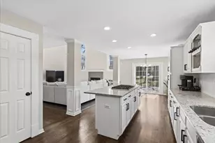 4475 Cornell Ave, Gurnee, IL 60031 - Photo 7