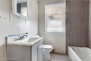 201 E 143rd St, Dolton, IL 60419 - Photo 7