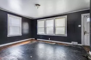 201 E 143rd St, Dolton, IL 60419 - Photo 3