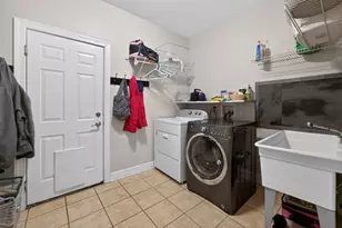 19N055 Woodview Pkwy, Hampshire, IL 60140 - Photo 35