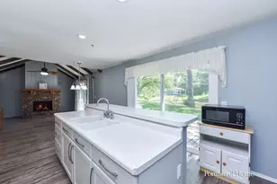 40 Cayman Dr, Montgomery, IL 60538 - Photo 15