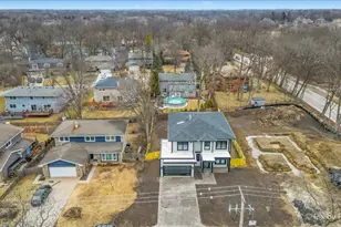 148 Oak St, Lake Zurich, IL 60047 - Photo 41