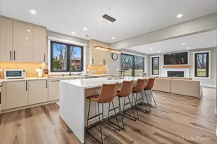 148 Oak St, Lake Zurich, IL 60047 - Photo 3