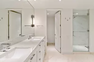 180 E Pearson St, Chicago, IL 60611 - Photo 15