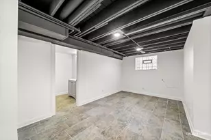 7724 S Chappel Ave, Chicago, IL 60649 - Photo 15