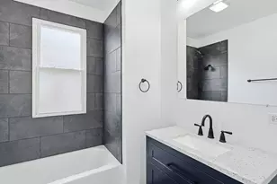 7724 S Chappel Ave, Chicago, IL 60649 - Photo 7