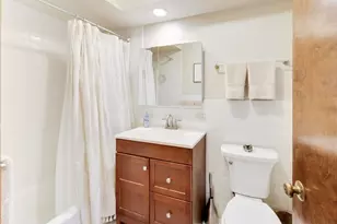 922 W Fullerton Ave, Chicago, IL 60614 - Photo 13