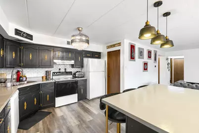 9051 S Roberts Road #211, Hickory Hills, IL 60457 - Photo 9