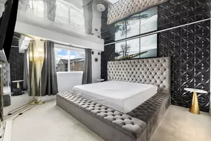 9051 S Roberts Rd, Hickory Hills, IL 60457 - Photo 13