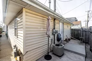 4317 N Meade Ave, Chicago, IL 60634 - Photo 41