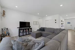 8515 Rosehall Dr, Joliet, IL 60431 - Photo 7