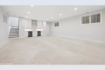 3920 N Bell Avenue, Chicago, IL 60618 - Photo 39