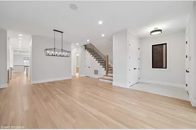 3920 N Bell Avenue, Chicago, IL 60618 - Photo 5