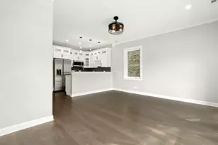 4605 S Langley Ave, Chicago, IL 60653 - Photo 9