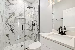 4605 S Langley Ave, Chicago, IL 60653 - Photo 15