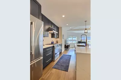 5245 W Ardmore Avenue #COACH-HOUSE, Chicago, IL 60646 - Photo 11